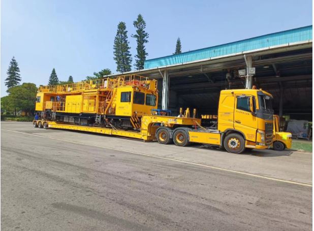 山東液壓軸線(xiàn)特種車(chē)制造